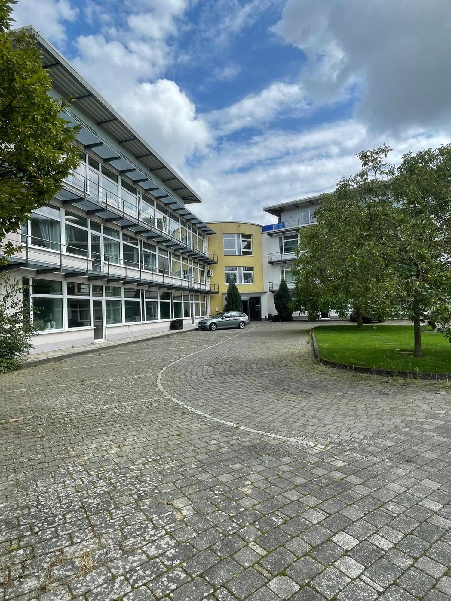 Eventhaus Aparthotel Panzweiler Exterior foto